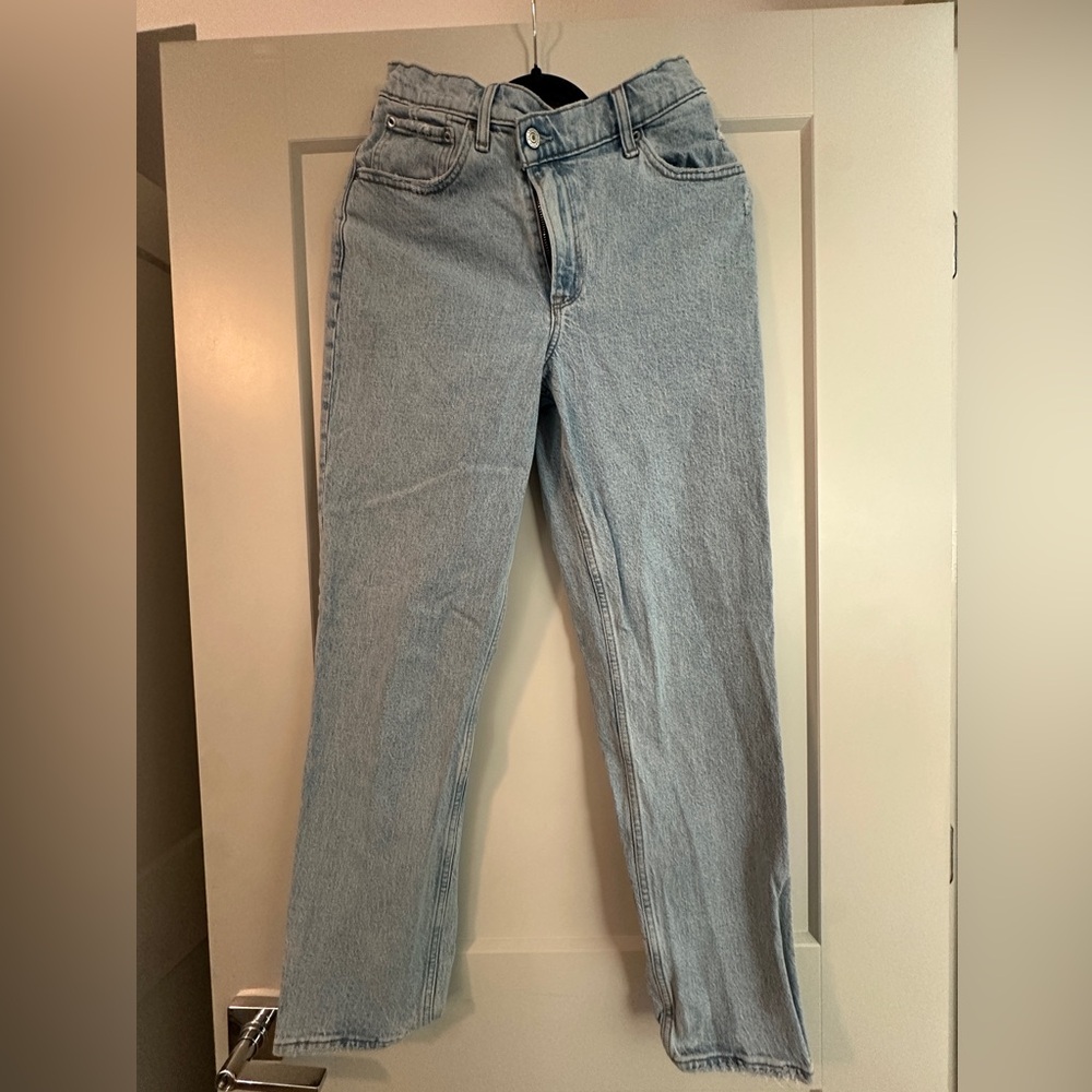 Abercrombie Ultra High Rise 90s Straight Jean 6R Curvelove